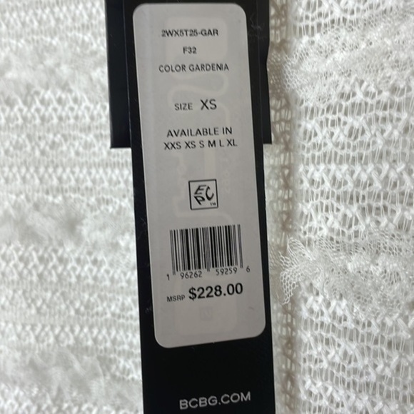NWT BCBG Maxazria black and white top size XS - Picture 7 of 13